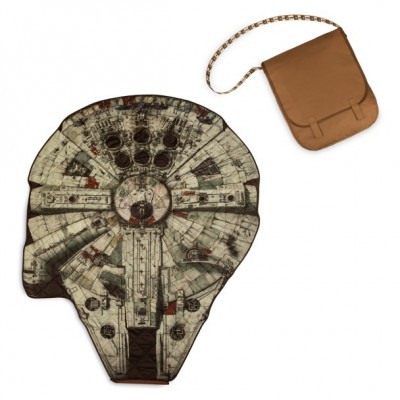 Millennium Falcon Shaped Picnic Blanket with Chewbacca Themed Messenger Bag - Star Wars Adventure